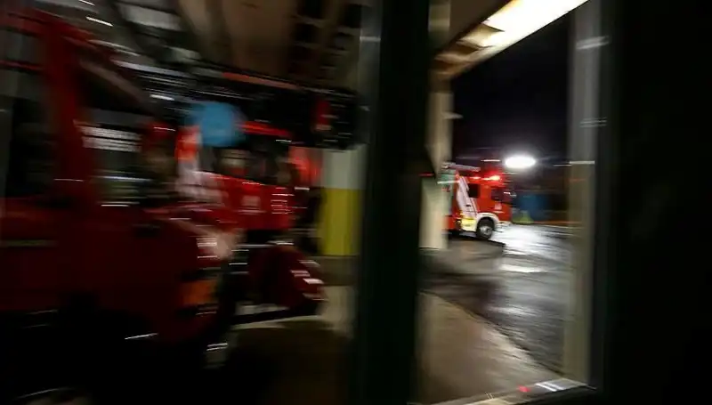 Konya'da İş Yeri Yangını: Dumanlardan Etkilenen 4 Kişi Hastaneye Kaldırıldı