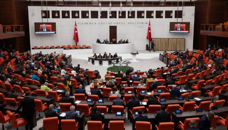 10. Yargı Paketi Meclis'te Kabul Edildi: Gündemdeki Değişiklikler Neler?