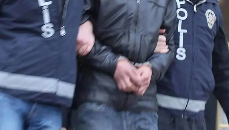 30 İl Genelinde FETÖ Operasyonları: 65 Kişi Tutuklandı!
