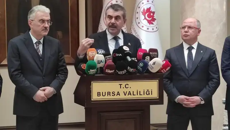 Protestolara Katılan Çalışanlara Yapılan Uyarı: Bakan Tekin'den Önemli Açıklama