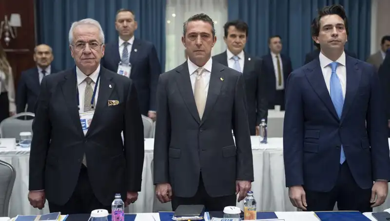 Fenerbahçe, Efsane Bir Toplam İmza Sayısıyla Taraftarlarını Gururlandırdı