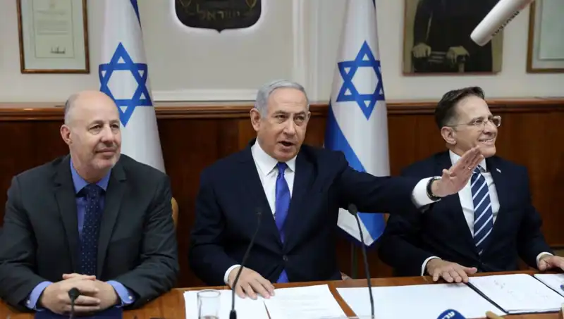 Tel Aviv'de Tansiyon Yükseliyor: İran'ın Balistik Füze Stoku Tehdit Mi?
