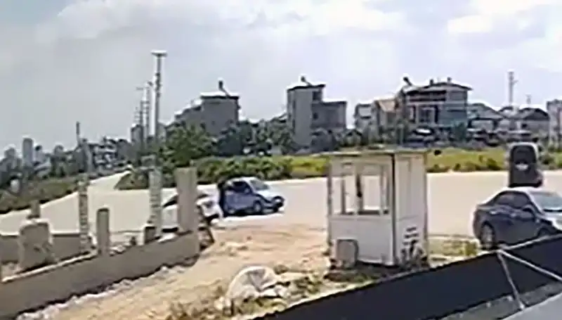 Park Halindeki Araçlardan 450 Bin Lira Çalan Hırsızlık Çetesi Yakalandı