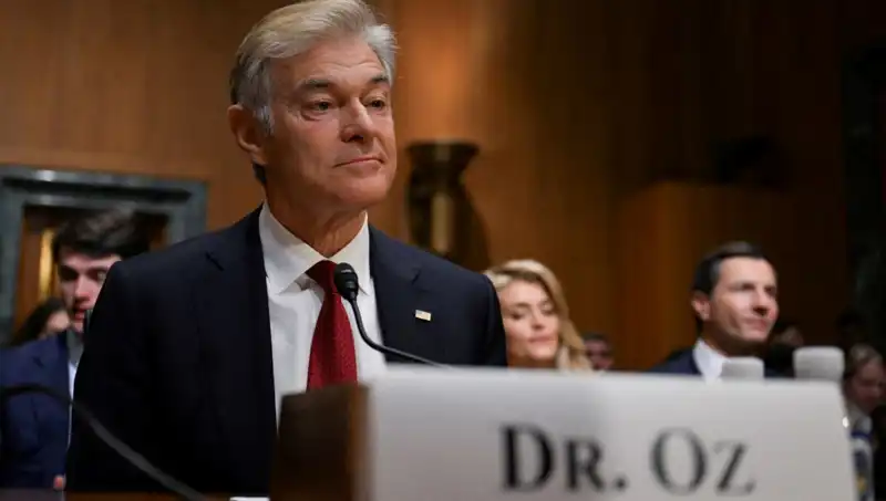 Mehmet Öz, Trump Sarısına Dönüşerek Senato'da Dikkatleri Üzerine Çekti