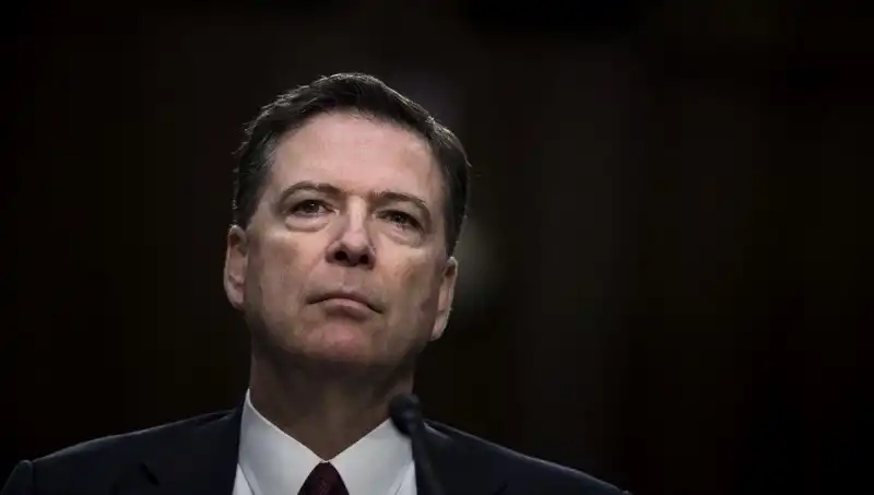 FBI'ın Eski Şefi'nden Trump'a Şok Gönderme: "4 Rakamı Tehdit Mesajı"