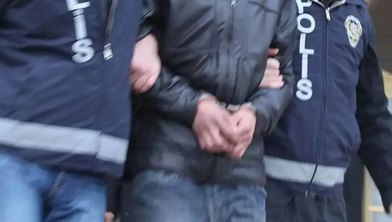 Konya’da Dolandırıcılık Çete Operasyonu: 13 Kişi Gözaltına Alındı!