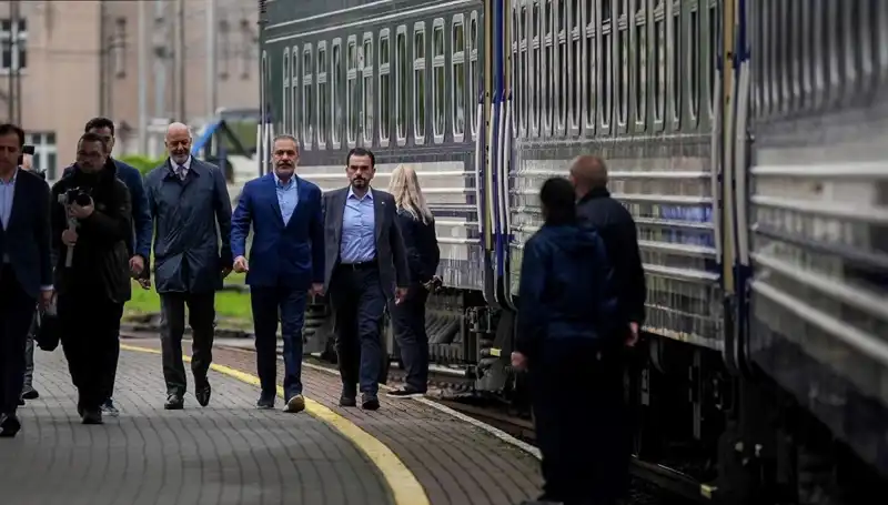 Dışişleri Bakanı Fidan, Ukrayna Ziyaretini Tamamladı: İlişkilerde Yeni Dönem Mi?