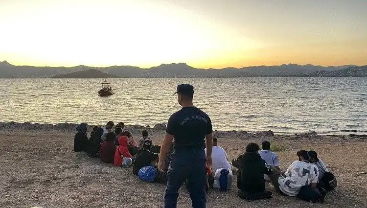 Bodrum'da Düzensiz Göçmen Operasyonu: 20 Kişi Yakalandı, Yeni Gelişmeler Ne?