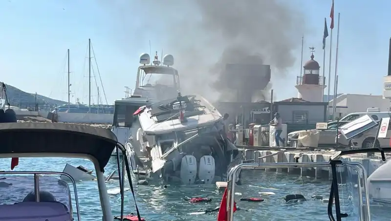 Bodrum’da Teknedeki Patlama Bütün Tatilcileri Şok Etti, Yaralılar Hastaneye Kaldırıldı