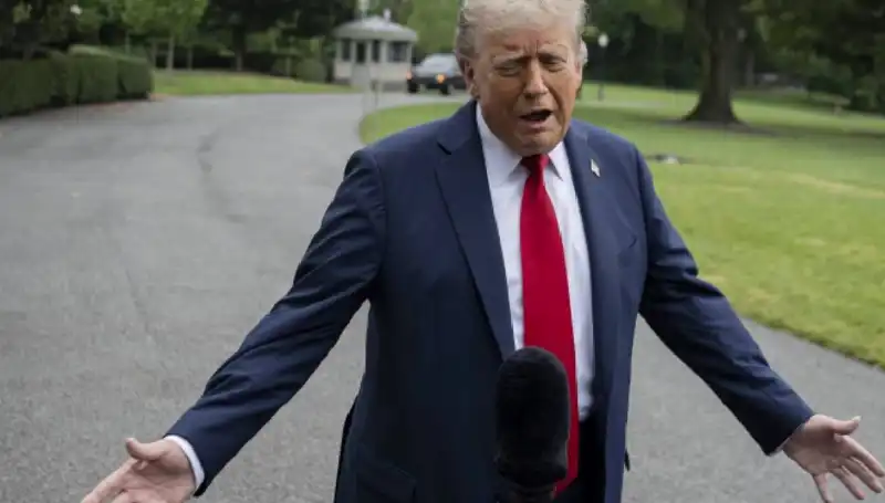 Trump'ın Kışkırtıcı Açıklaması: Ülkeler Neden Savaşmalı?