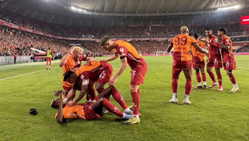 Galatasaray Şampiyonluk İçin Saha Çıkıyor: 1 Puan Yetiyor!