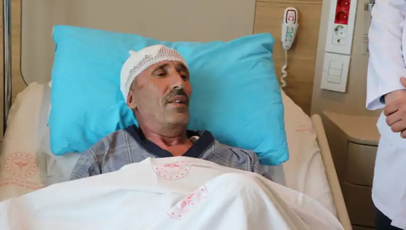 Hastaneye Baş Ağrısıyla Gitti, Beyin Kanaması Teşhisi Şok Etti!