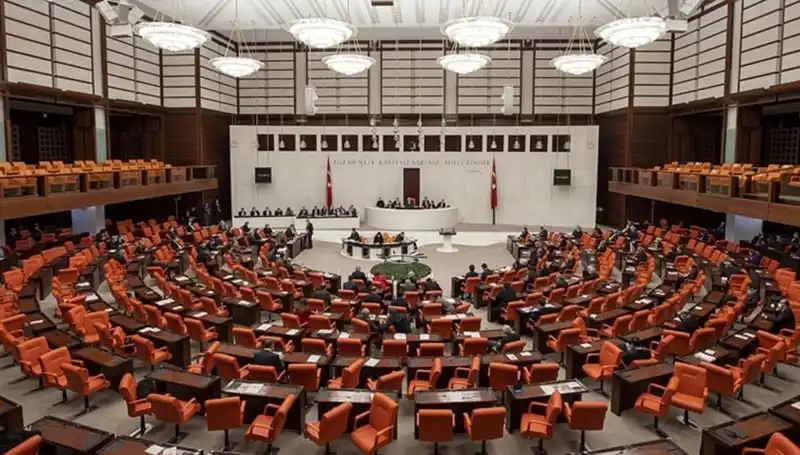 Meclis'te Gıda Zehirlenmesi İddialarına İdare Amiri Hasan Turan'dan Açıklama